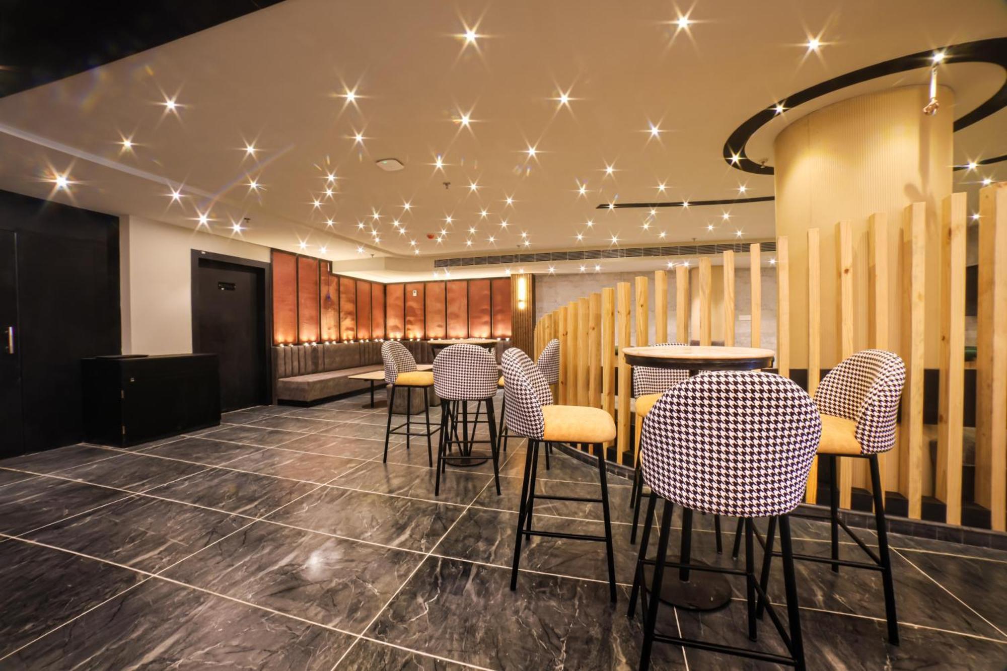 Northin Hotel Kalkuta Zewnętrze zdjęcie