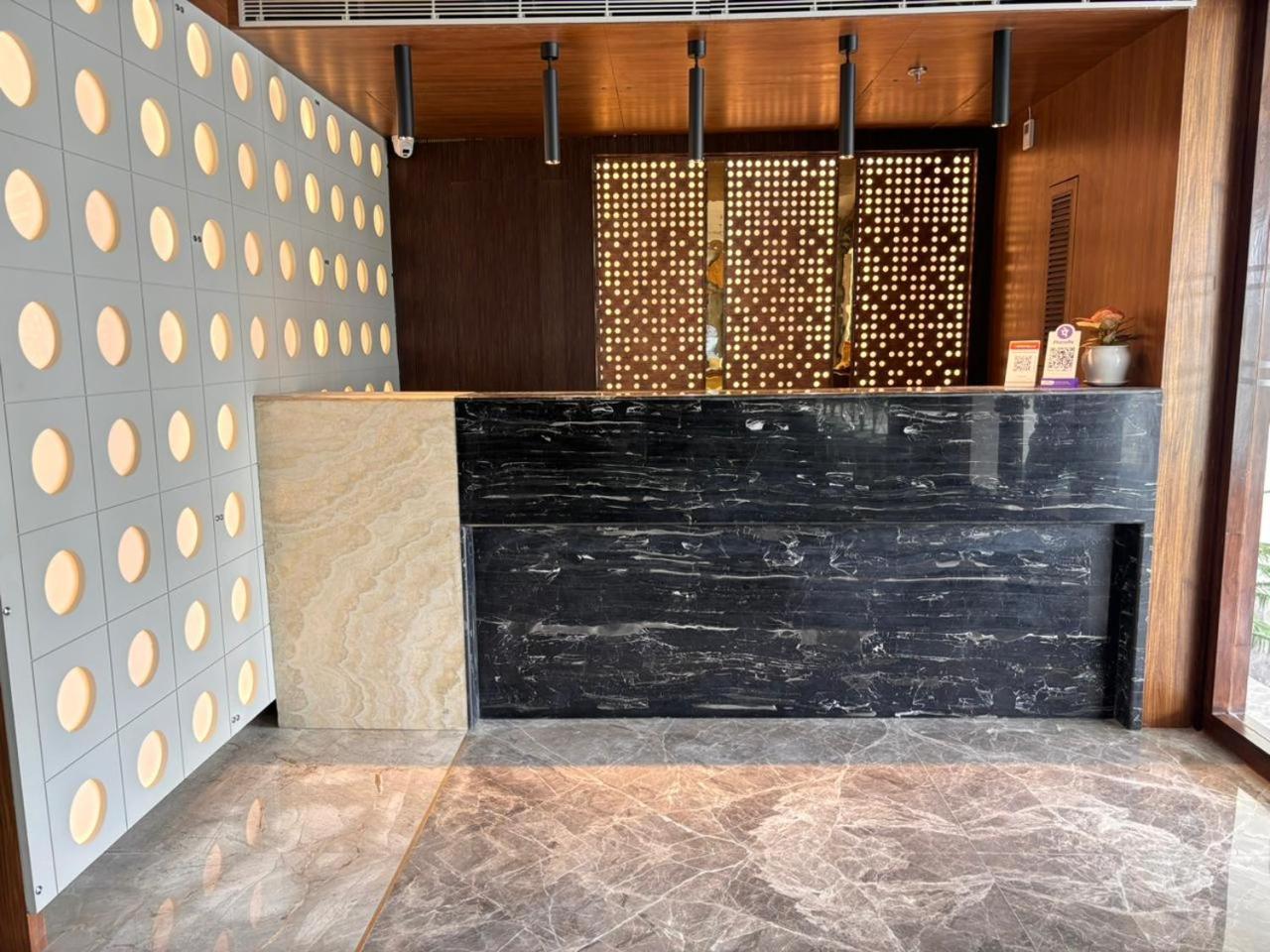 Northin Hotel Kalkuta Zewnętrze zdjęcie