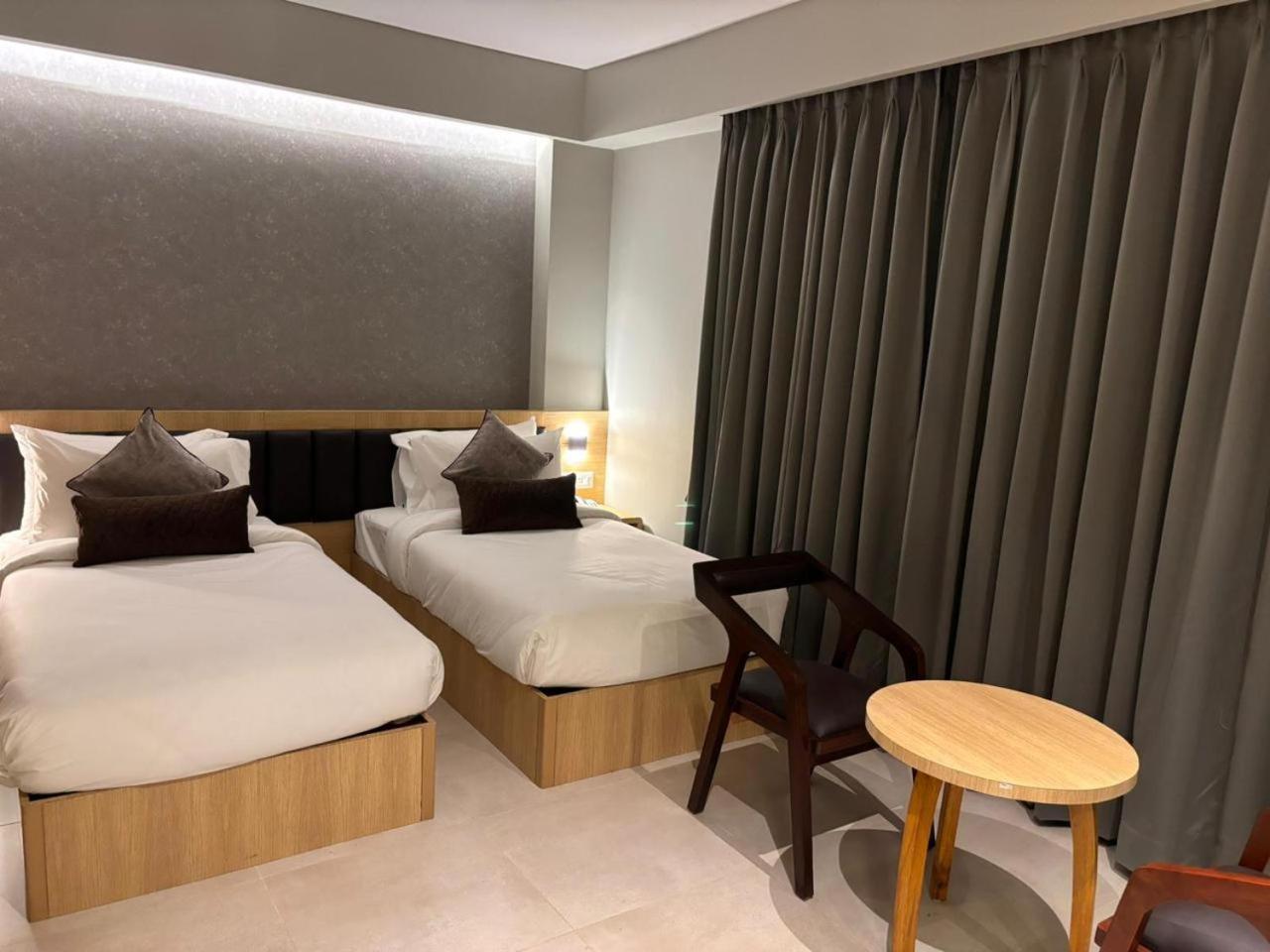 Northin Hotel Kalkuta Zewnętrze zdjęcie