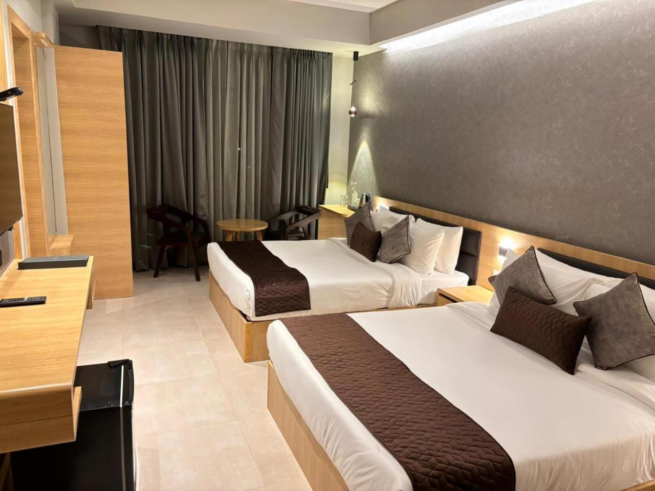 Northin Hotel Kalkuta Zewnętrze zdjęcie
