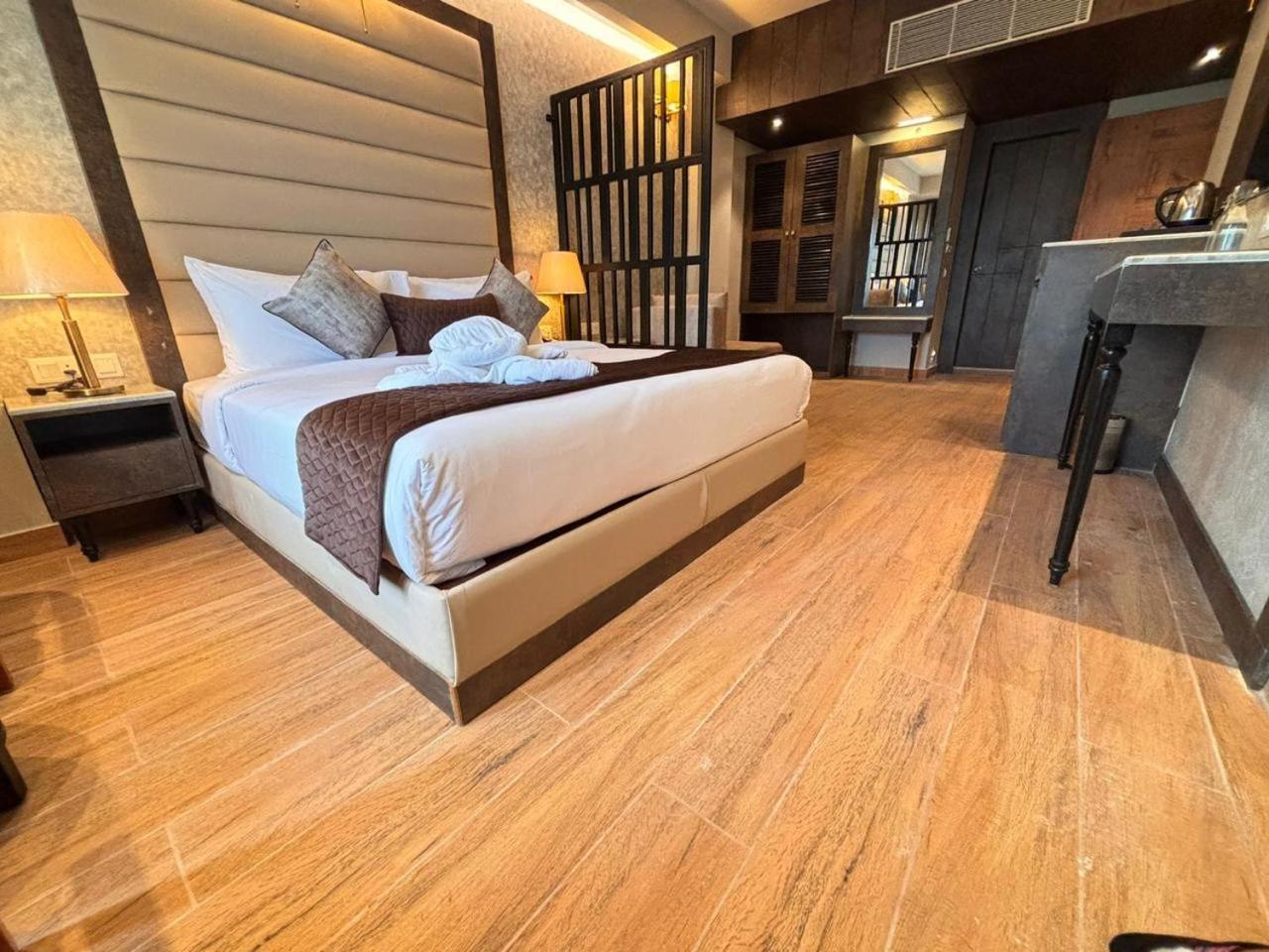 Northin Hotel Kalkuta Zewnętrze zdjęcie